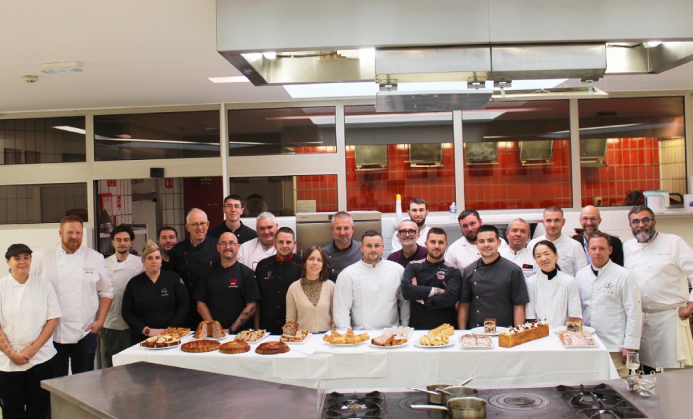 PLONGEE DANS LA PATISSERIE CHARCUTIERE AVEC MICHEL ANINAT ET JEREMIE CRAUSER